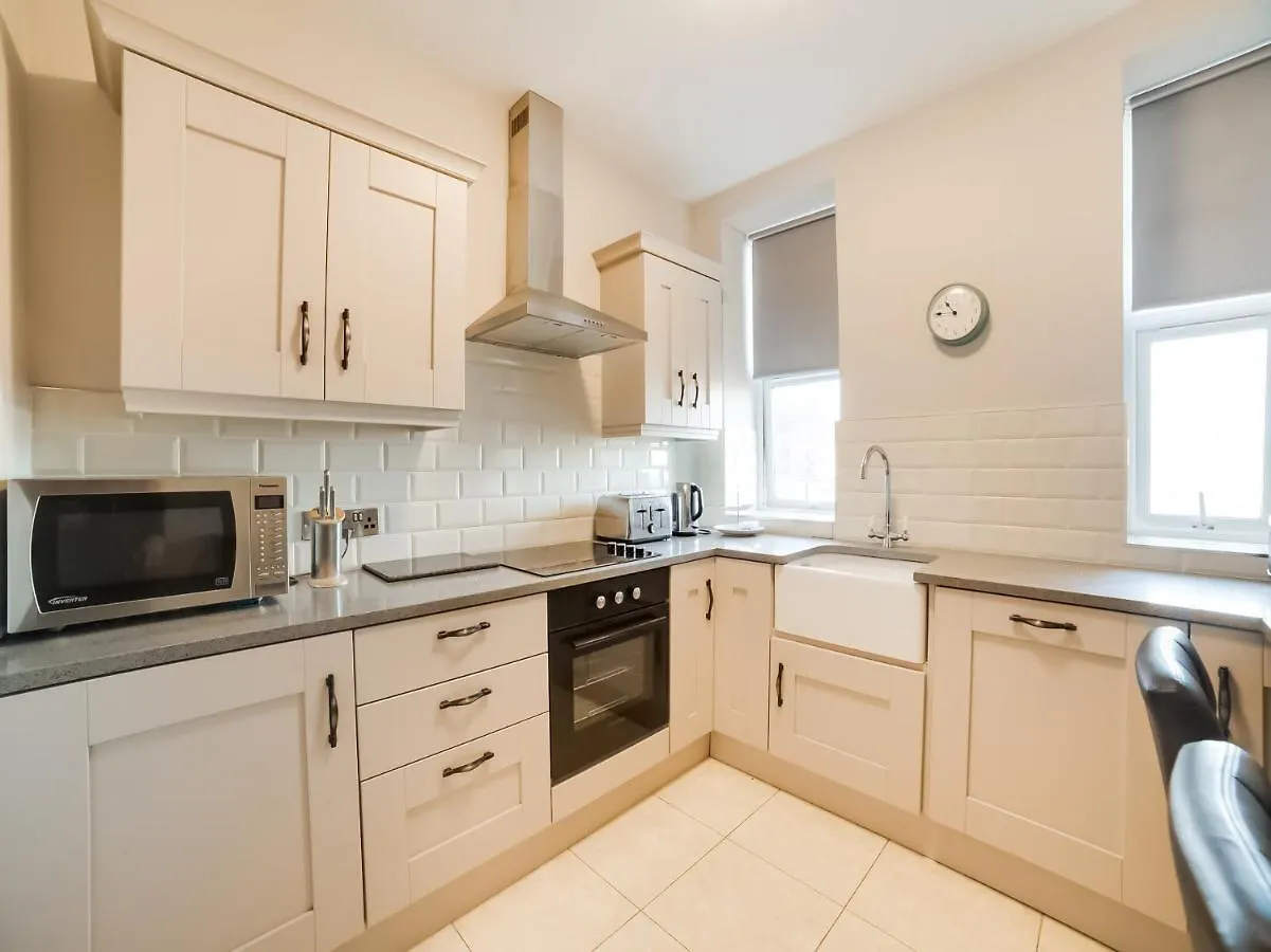 The Old Bank, Crumlin Road Belfast 3*,  Wielka Brytania